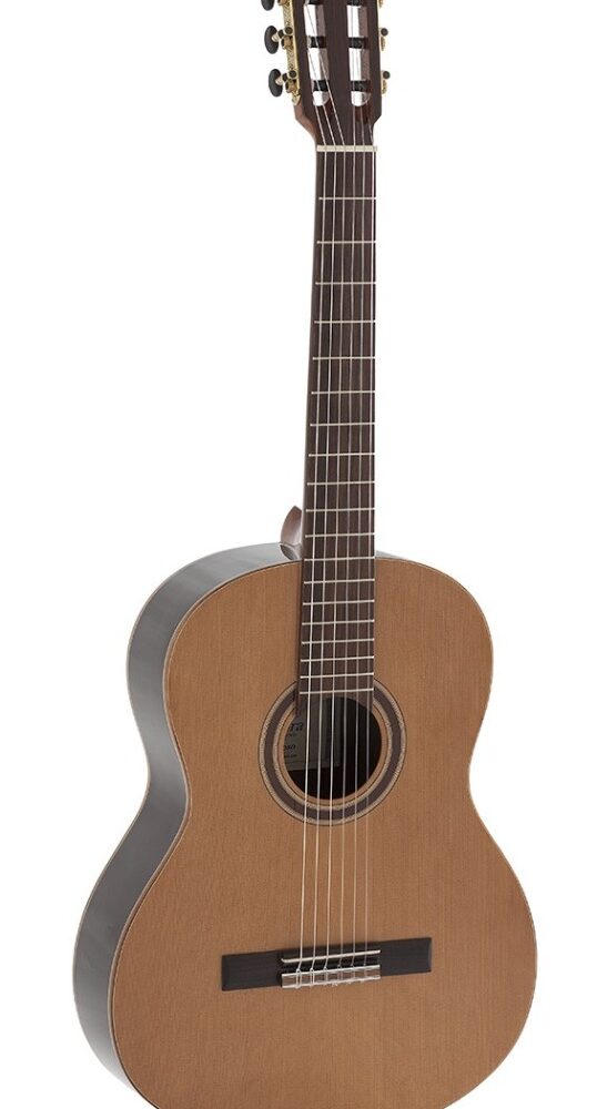 GUITARRA CLÁSICA ADMIRA VIRTUOSO ELECTRIFICADA FISHMAN SERIE CONSERVATORIO
