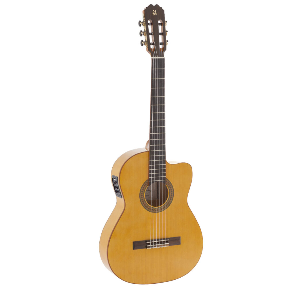 Carrito 8 GUITARRA CLÁSICA ADMIRA TRIANA SERIE FLAMENCO ELECTRIFICADA CUTAWAY FISHMAN